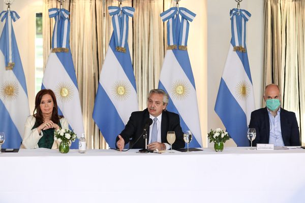 Argentina presentó la oferta para sus acreedores privados: 62% de quita de intereses y tres años para empezar a pagar