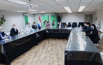 HOY / MEC llega a principio de acuerdo con colegios privados: hablan de posibles subsidios para docentes