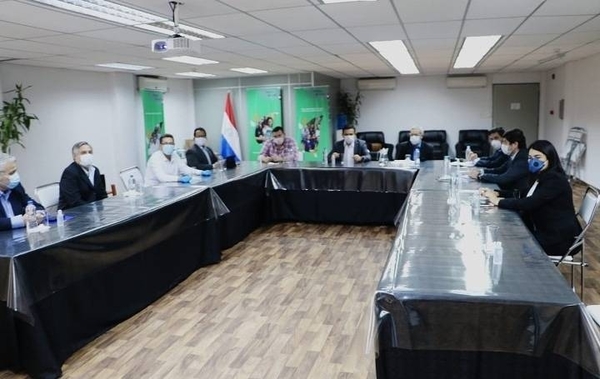 HOY / MEC llega a principio de acuerdo con colegios privados: hablan de posibles subsidios para docentes