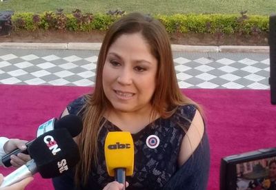 Presidenta de Petropar pide que se la investigue por supuesta sobrefacturación con tapabocas - Nacionales - ABC Color