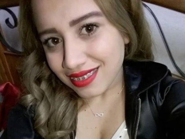 Tremendo lío para la chica de 20 años