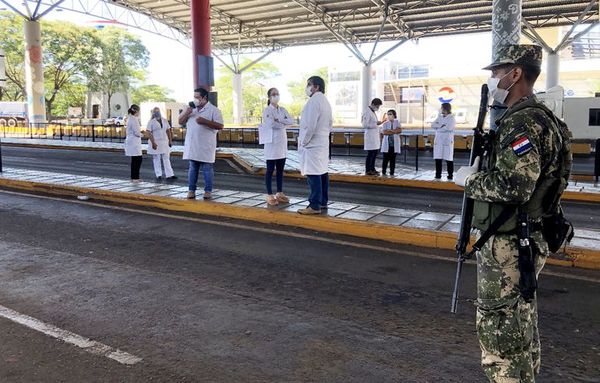 Mazzoleni: “No anticipo a corto plazo una apertura de las fronteras” - Nacionales - ABC Color