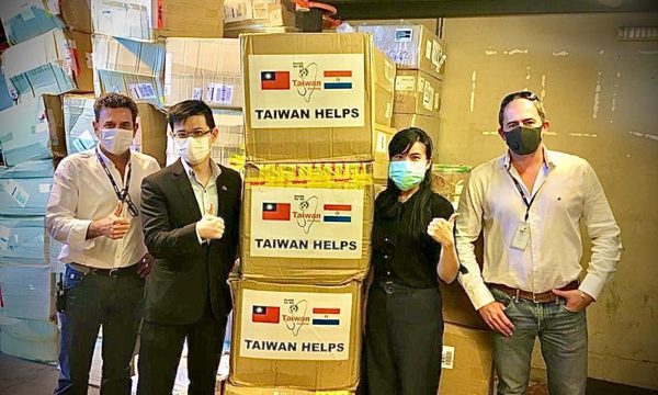 Taiwán dona 280.000 mascarillas para el Ministerio de Salud y Embajador aprovecha para acordarse de China – Diario TNPRESS
