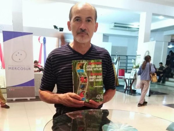 Profesor guardará lo que no gasta en movilidad para donar a quien necesite en la comunidad