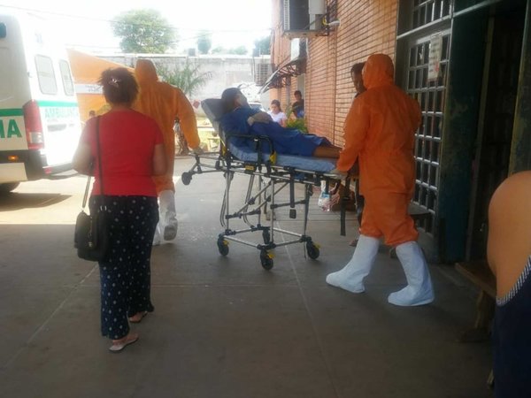Susto por trajes anti coronavirus en hospital de Calle'i