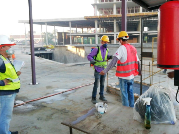 Intensifican aplicación y control de medidas sanitarias en obras de las Oficinas de Gobierno