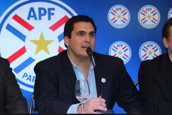 Robert Harrison: "Solo volverá la Primera y sin público"