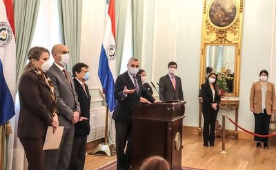 Ejecutivo ordena rendición de todas las compras de insumos sanitarios