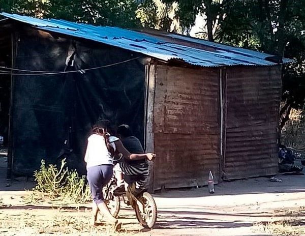 Indígenas pasan hambre y vaticinan un año perdido para 2.500 estudiantes del Chaco - Nacionales - ABC Color