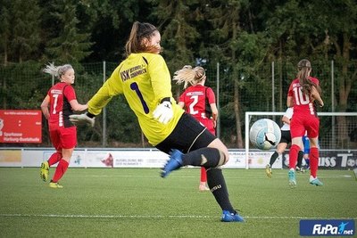 La vida de una futbolista paraguaya en la cuarentena en Alemania