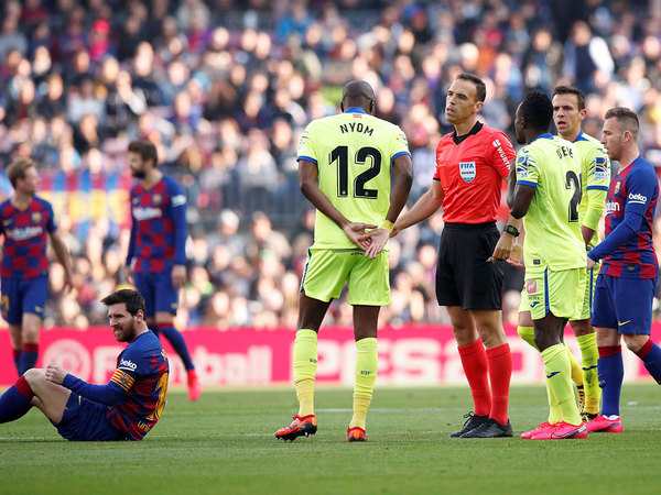 A falta de fútbol, hablemos de faltas