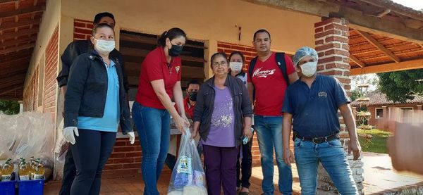 Entregan víveres a alumnos de Yegros - Nacionales - ABC Color