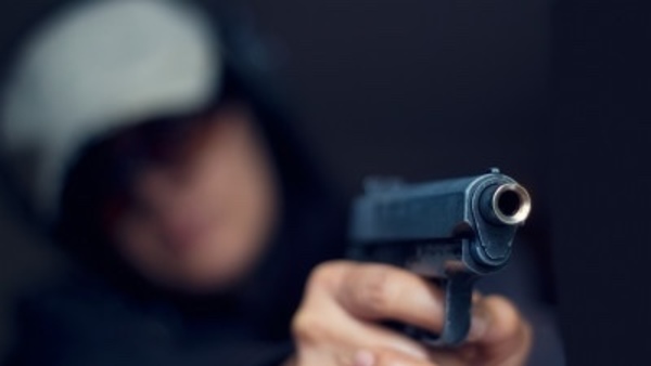 Solitario asaltante de alza con G. 2 millones y un celular - Noticde.com