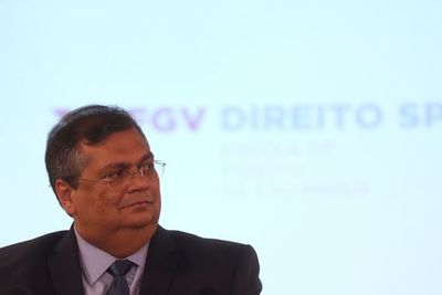 El único gobernador comunista de Brasil ve a Bolsonaro como profeta del caos - Mundo - ABC Color
