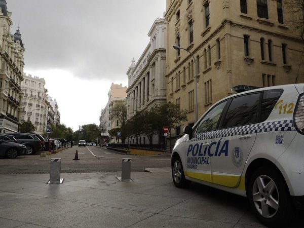 España supera los 20.000 muertos por coronavirus y prolongará confinamiento