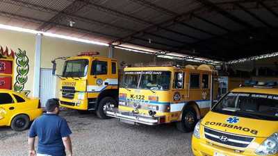 Bomberos de Minga Guazú anuncian paro total y cierre del cuartel - Noticde.com