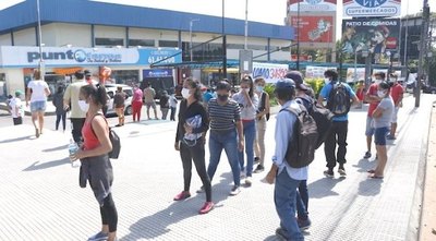 Tocorré de que los súper van a cerrar es todo bola | Crónica