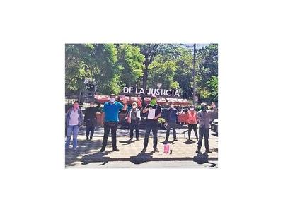 Un segundo amparo colectivo exige la asistencia estatal