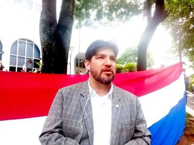 Suman voces de abogados para pedir recorte de rubro para seguro médico - Judiciales y Policiales - ABC Color