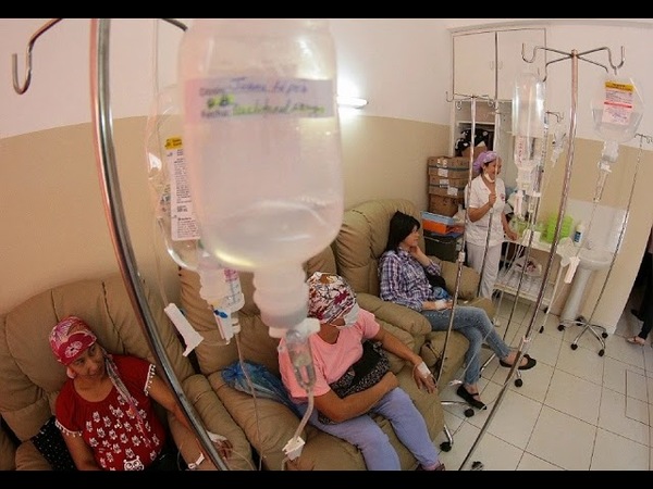 COVID-19: RECOMIENDAN EXTREMAR CUIDADOS EN PACIENTES CON CÁNCER