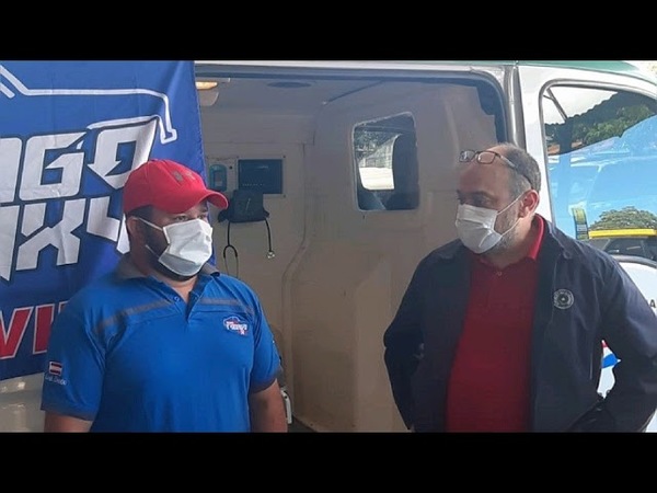 GRUPO DE MECÁNICOS DE CAAGUAZÚ UNE FUERZAS PARA REPARAR AMBULANCIA