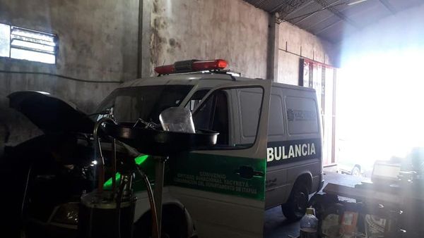 Mecánicos solidarios reparan todas las ambulancias de Caaguazú