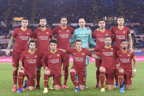 El plantel de la Roma acuerda no cobrar por cuatro meses