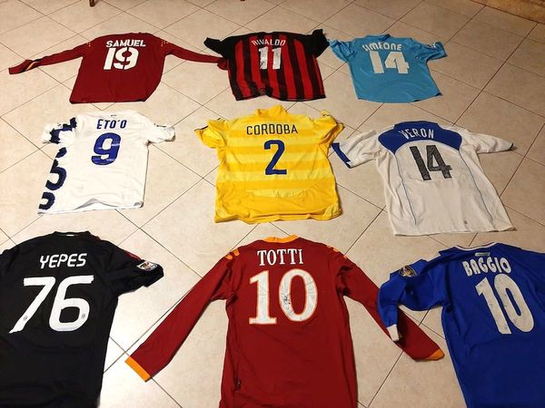 Subasta colección para ayudar
