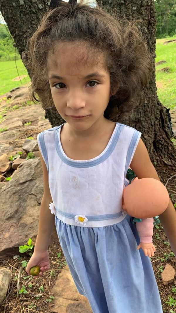 Siguen buscando a Juliette, la niña de 7 años extraviada en Emboscada - Nacionales - ABC Color