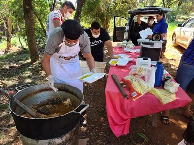 Los grupos solidarios ¡dan ayudan a miles! | Crónica