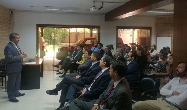 AFD cierra oficina por funcionario con COVID-19 positivo