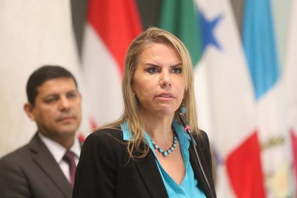 “Salud determinará hoja de ruta” indicó titular del MIC