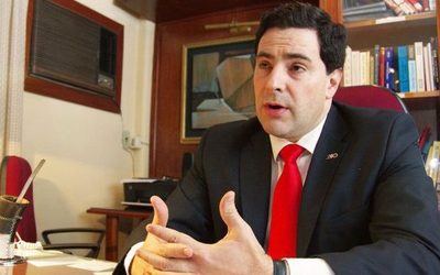 "El voto para reducir los salarios no iba a ser posible si no existía una pandemia", según abogado constitucionalista » Ñanduti
