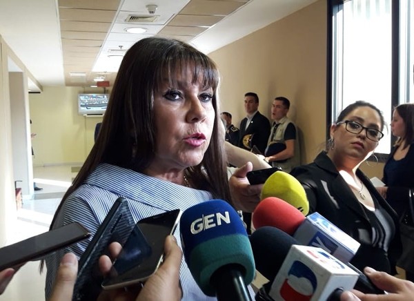 Respuesta de Celeste Amarilla a su colega: