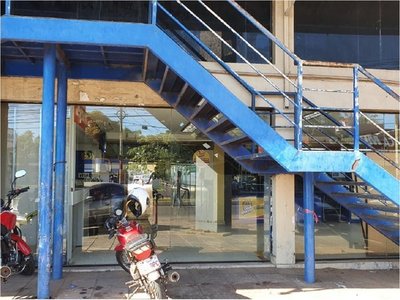 Asaltan local de cobranza en súper de Fernando de la Mora