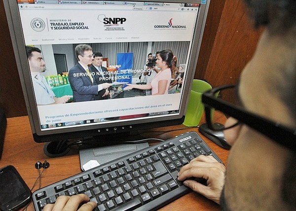 Realizan cursos de capacitación professional on line - ADN Paraguayo