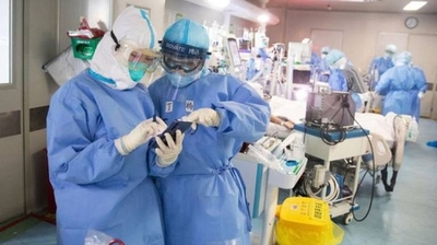 HOY / Lucha contra Covid-19: renuncian médicos, pero muchos otros piden entrar