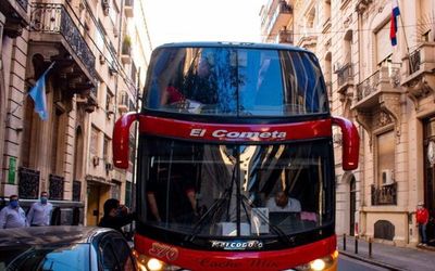Por razones humanitarias ingresan sesenta compatriotas al país