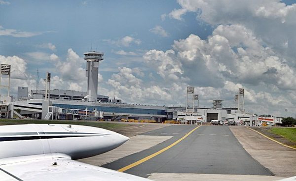Titular de Dinac dice que no es aún tiempo de privatizar el aeropuerto: “Podemos todavía explotar este gran recurso” » Ñanduti