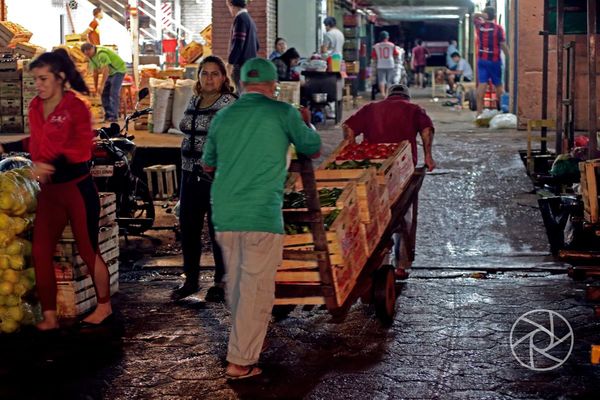 Mercado de Abasto sigue funcionando pero con limitaciones