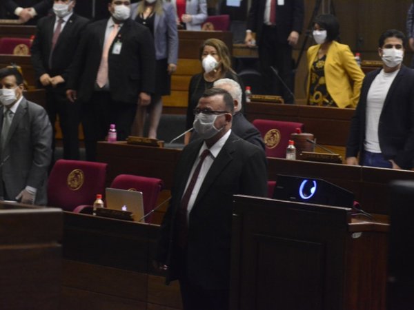 Diputados: Asumió Vicente González Dans como suplente de Cuevas