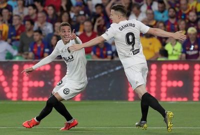 Jugadores del Valencia se rebajan el sueldo - Fútbol - ABC Color