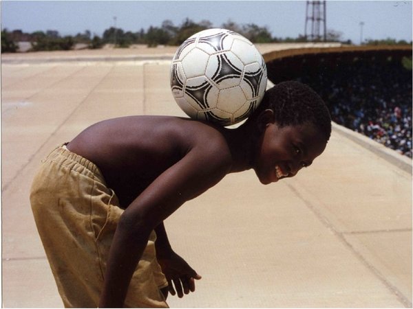 El fútbol en las pantallas del mundo