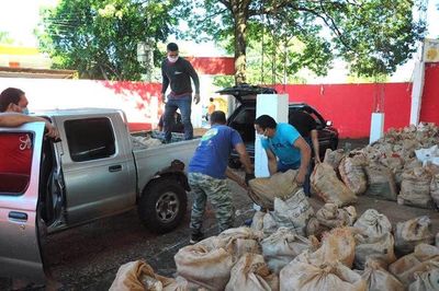 Distribuyeron más de 30.000 kg de productos agrícolas