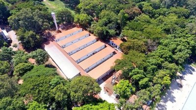 GOBIERNO INAUGURA EL PRIMER HOSPITAL DESTINADO A PACIENTES CON COVID-19