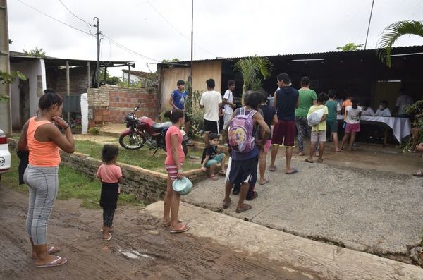 Pastoral Social entrega 20.000 platos de comida, pero preocupan medidas sanitarias - Nacionales - ABC Color