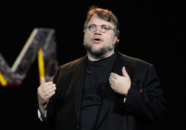 Del Toro une a estrellas para que cuenten sus opciones de ocio en la pandemia - Gente - ABC Color