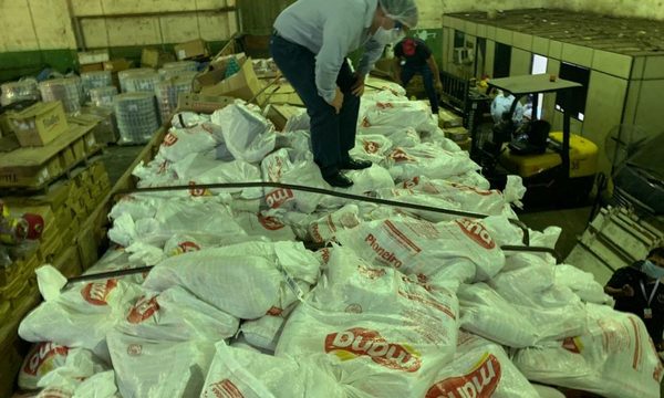 Revelan mensajes entre contrabandista y funcionario de Aduanas