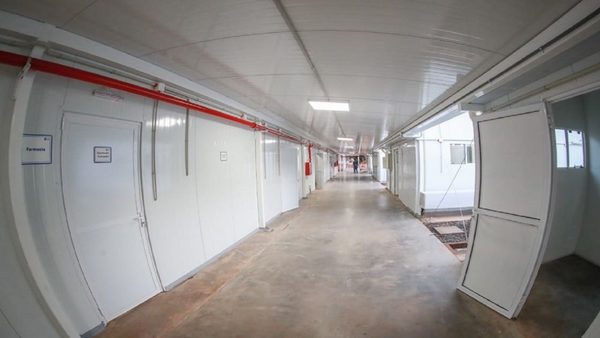 Construyen hospital de contingencia en tiempo récord de 25 días
