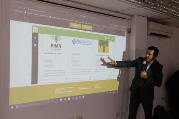 Petta: “No encuentro quejas en las aulas virtuales”
